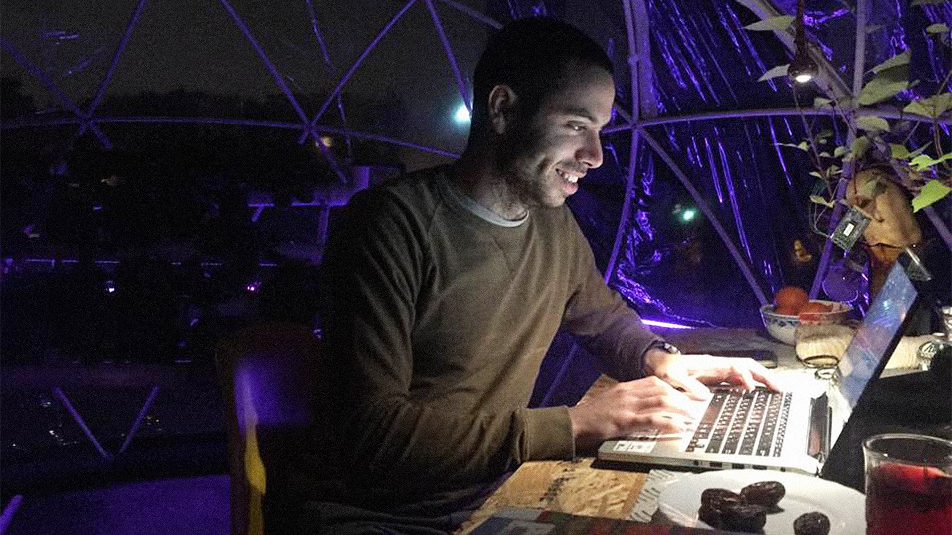 These Futurists And Urban Farmers Are Figuring Out How To Farm On Mars ...