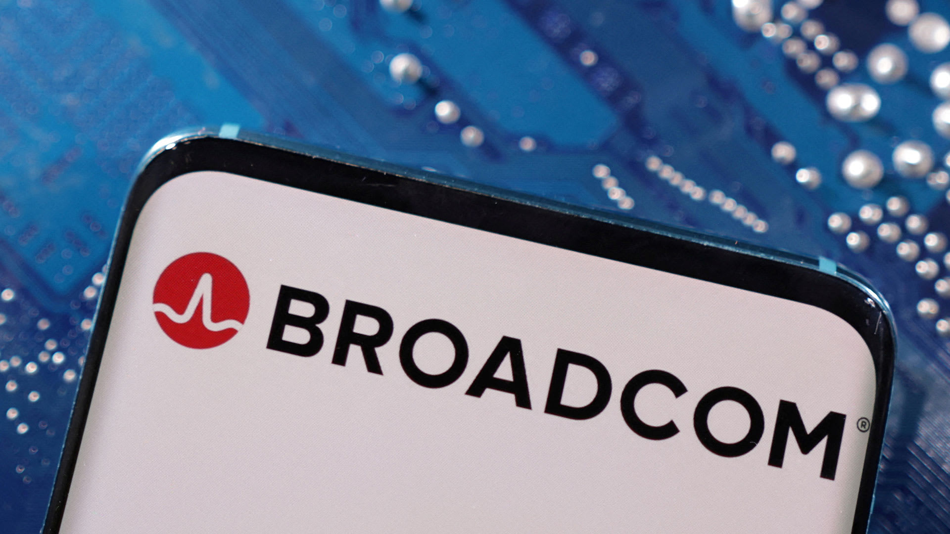Bytedance and broadcom are developing an advanced ai chip fast company