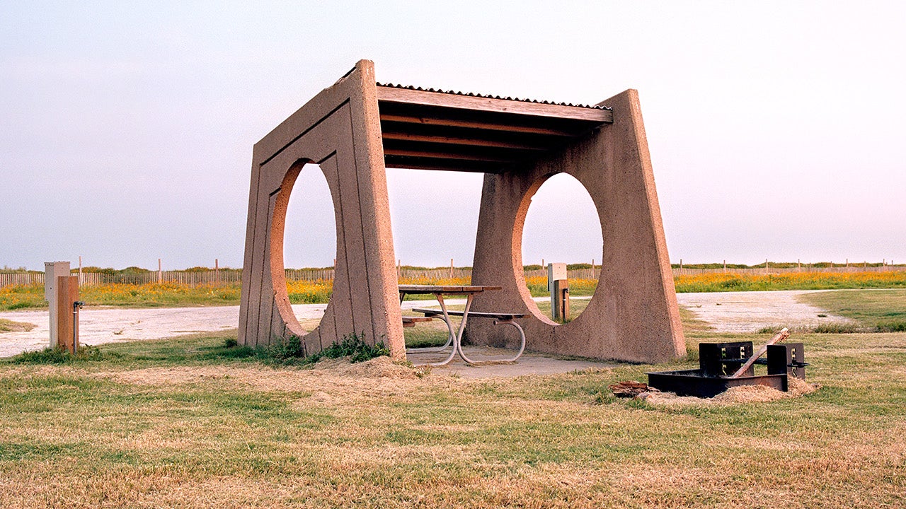 Photog Captures The Charm Of Endangered Rest Stops - Fast Company