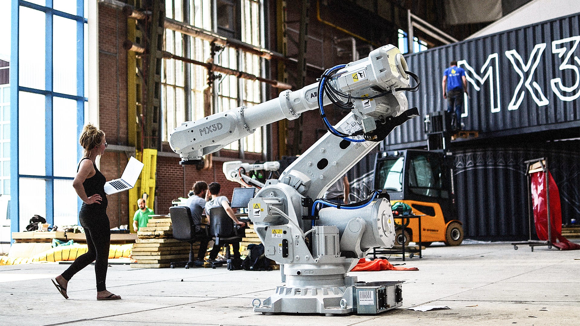 This Robot Can 3-D Print A Steel Bridge In Mid-Air - Fast Company