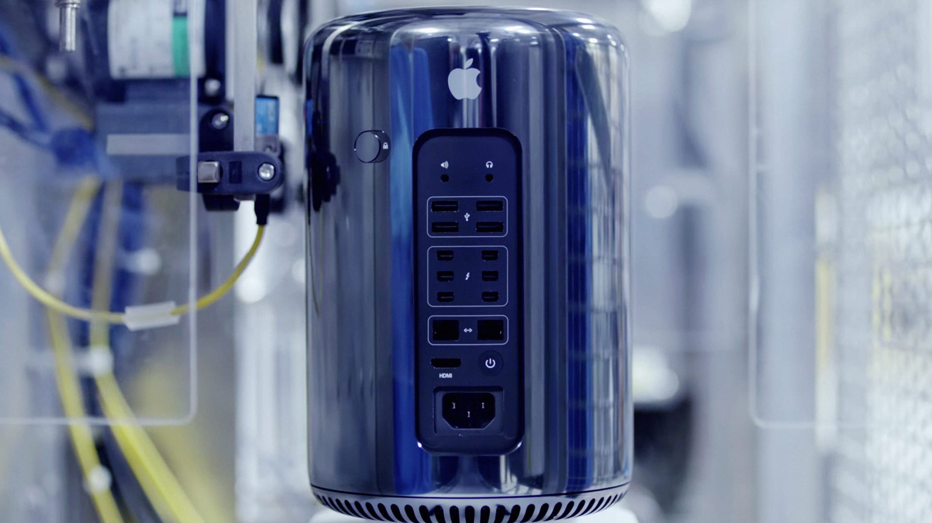 Apple S Hard Mac Pro Lesson Don T Put Aesthetics Ahead Of Utility