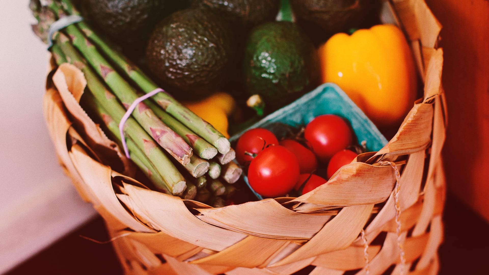 Want to order groceries from Amazon? New customers will need to join a