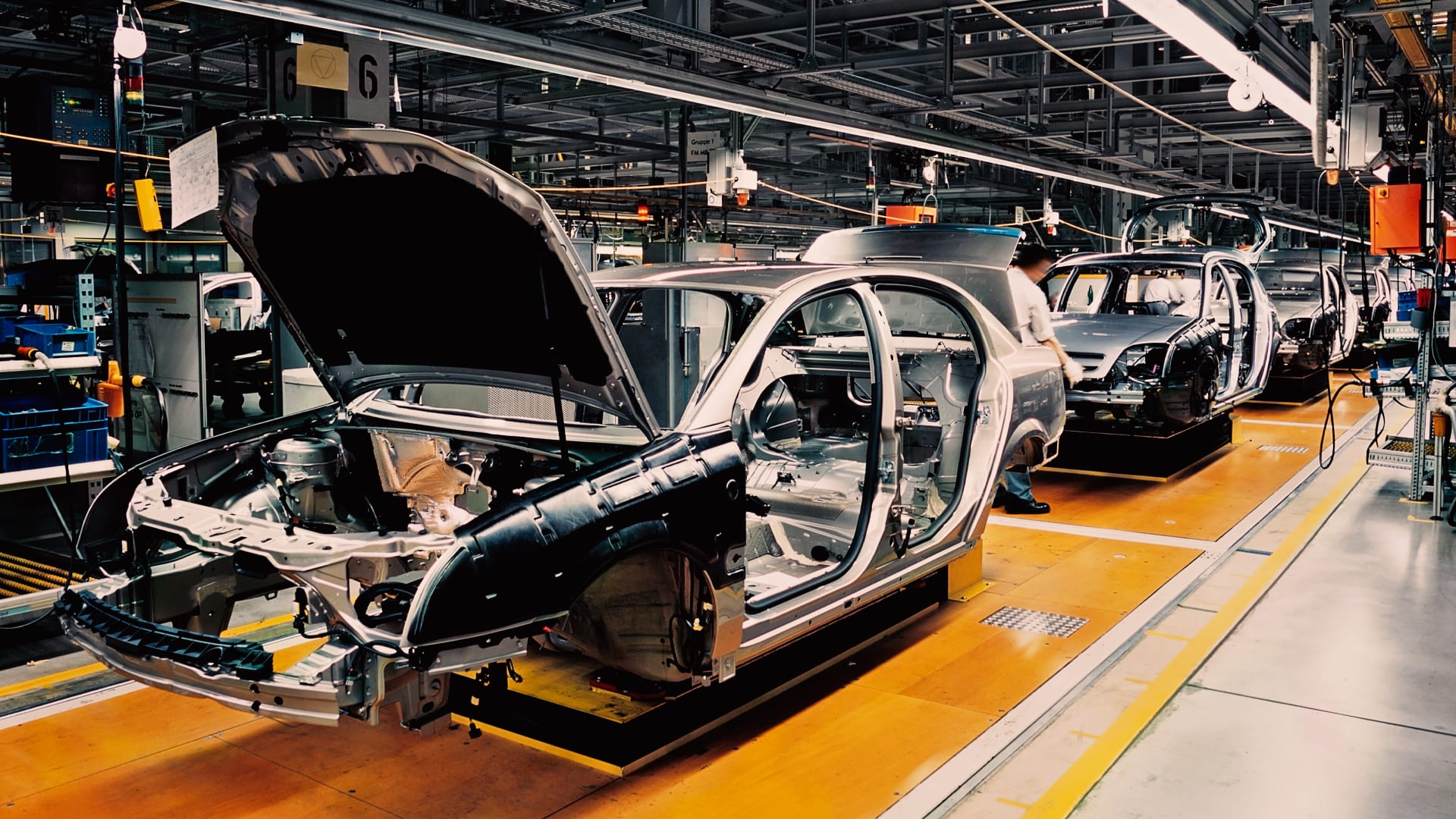 Why is there a silicon chip shortage? 3 factors are to blame Fast Company