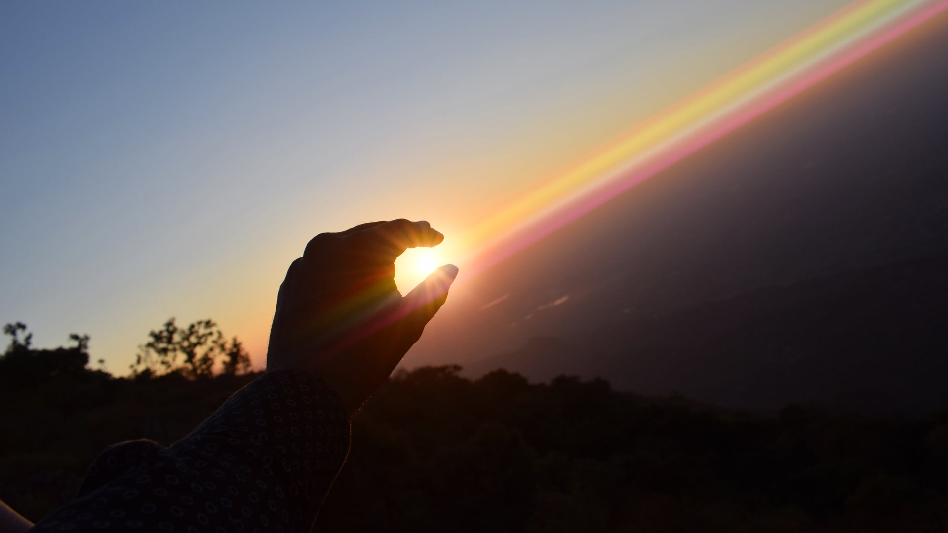 Here is the simple secret to the most enduring form of happiness - Fast ...