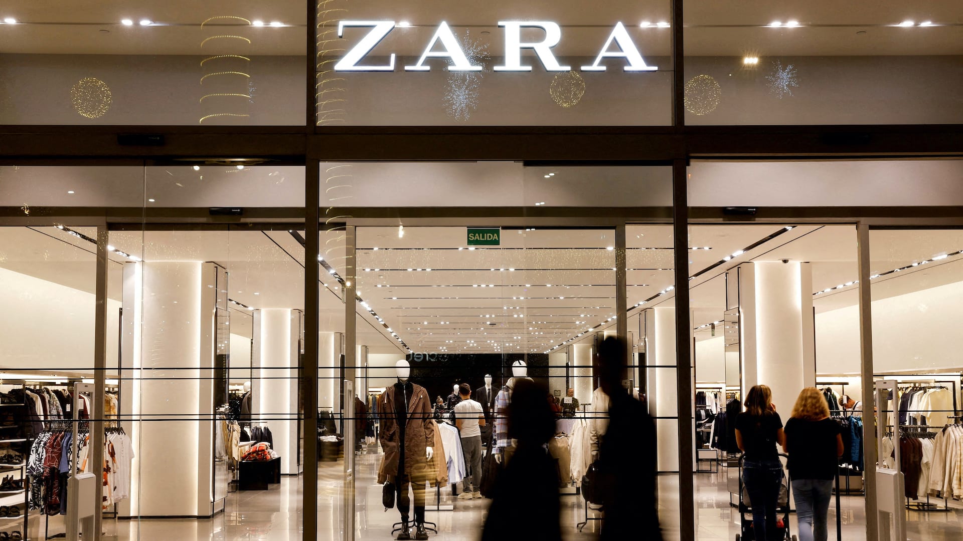 ZARA The Netherlands  SALE
