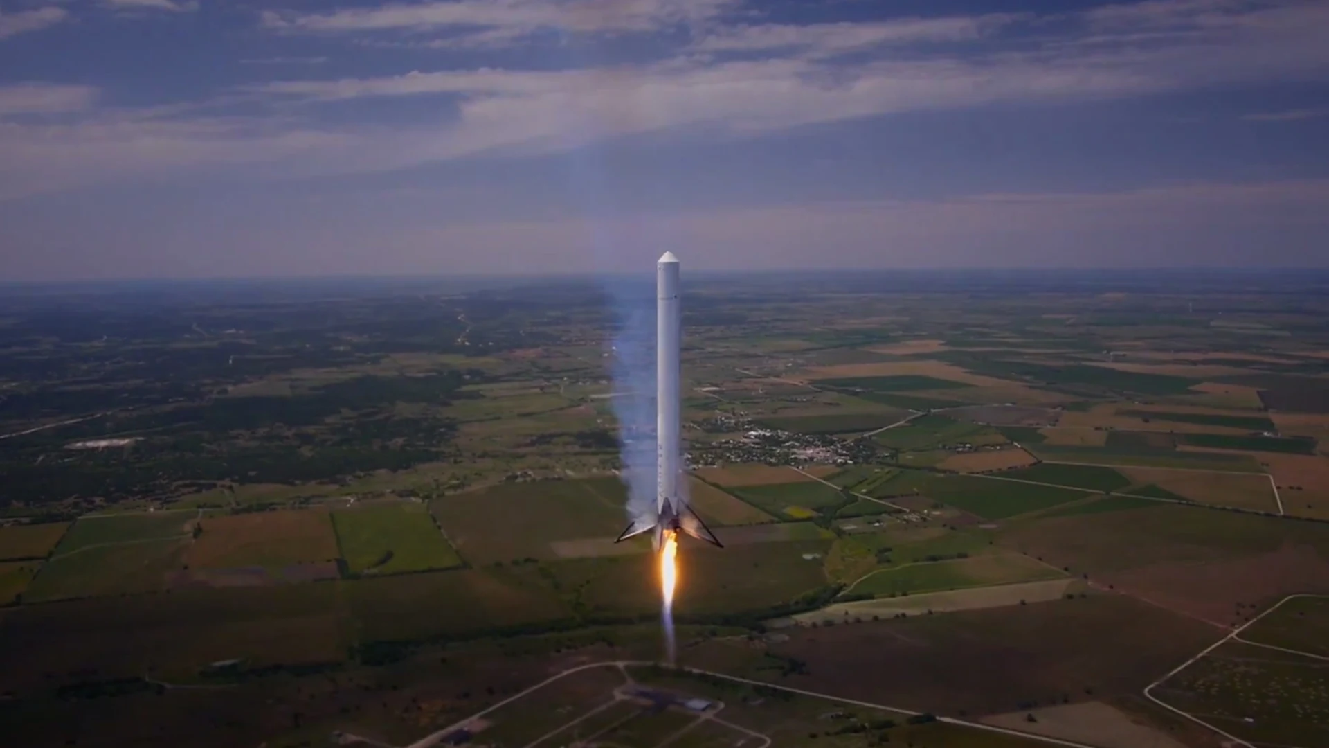 Watch SpaceX's Falcon 9 Rocket Float Gently Back To The Ground After ...