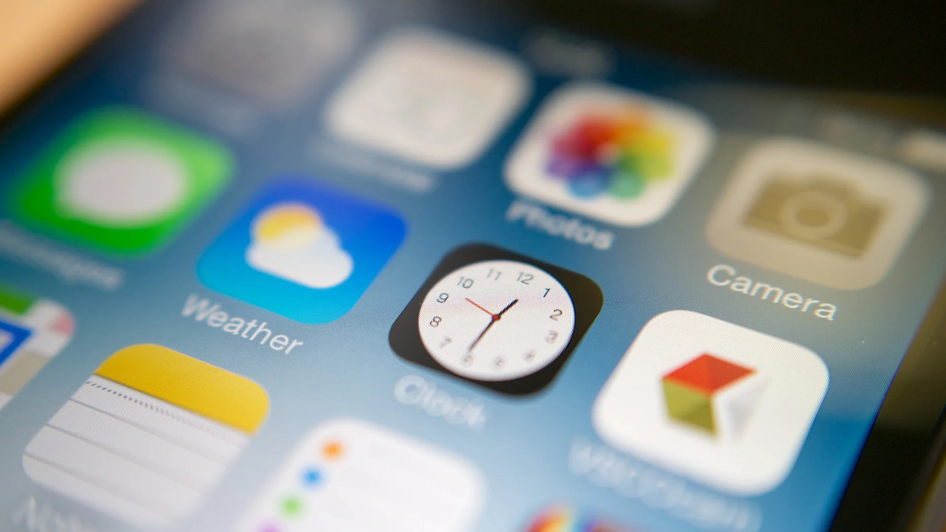 The Four Most Surprisingly Useful Features In iOS 8