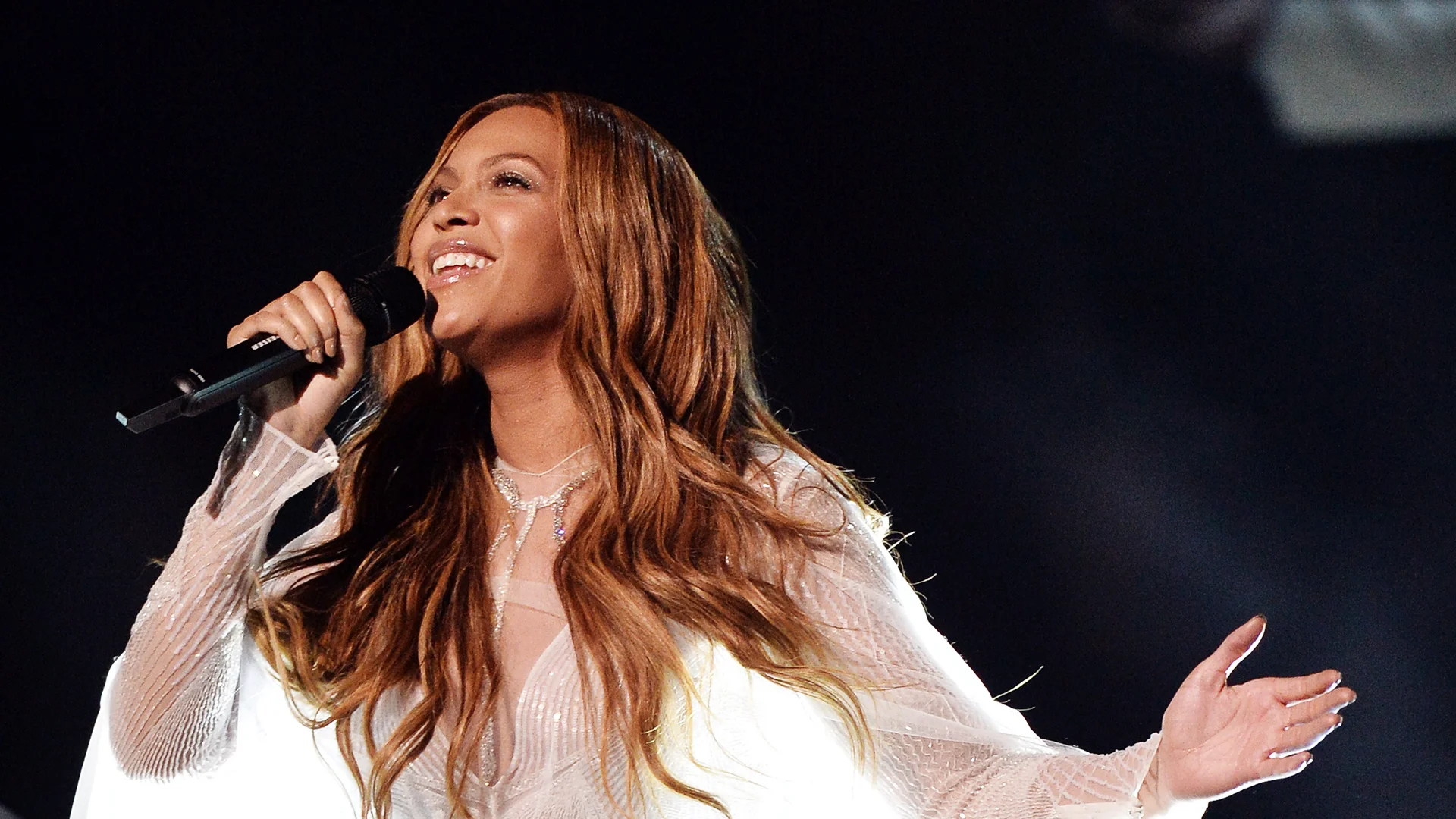 Brands, Listen Up: Beyoncé Can Make Any Jingle Sound Like A Chart ...