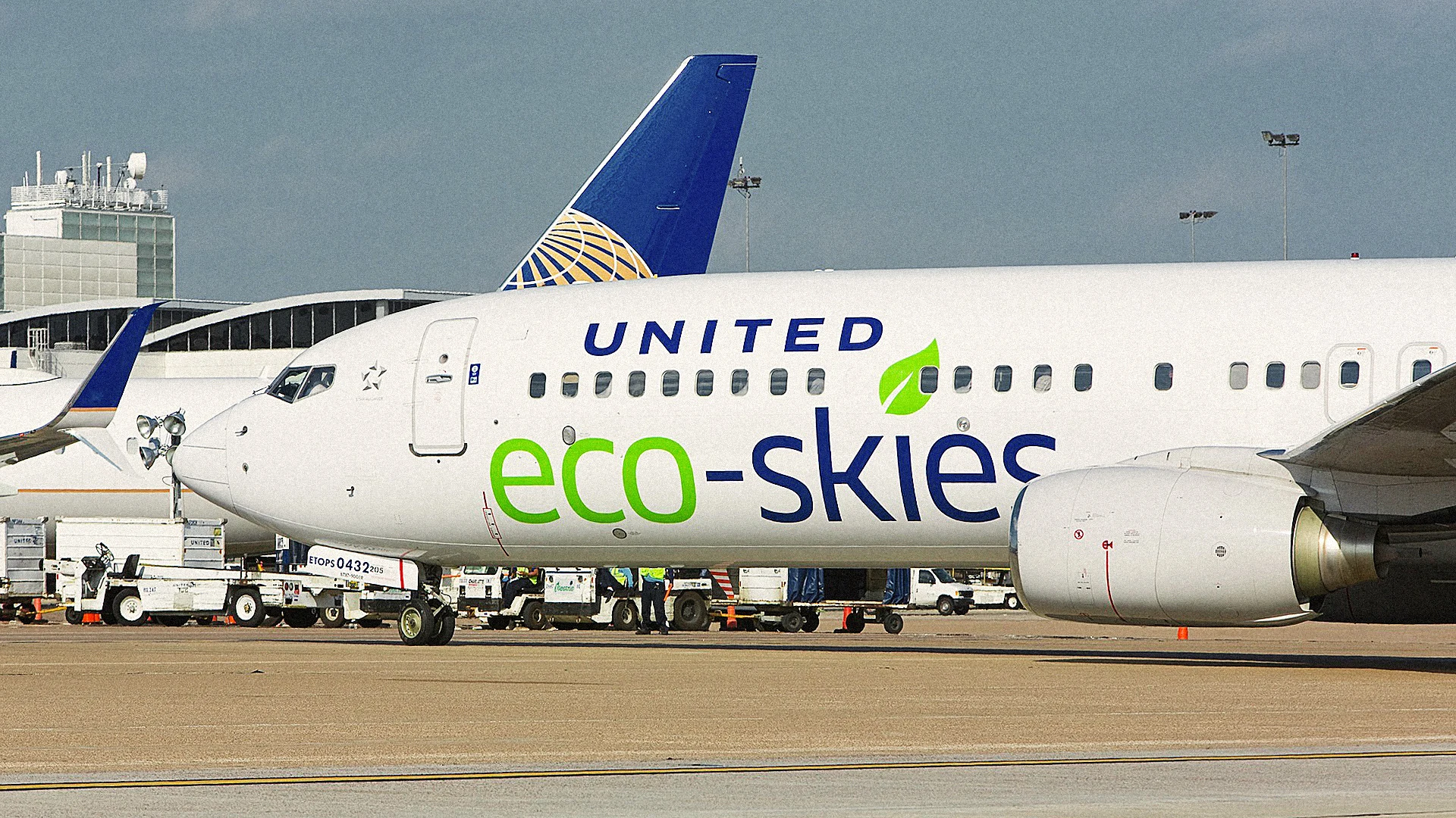 Your Next United Flight Might Be Powered By Farm Waste