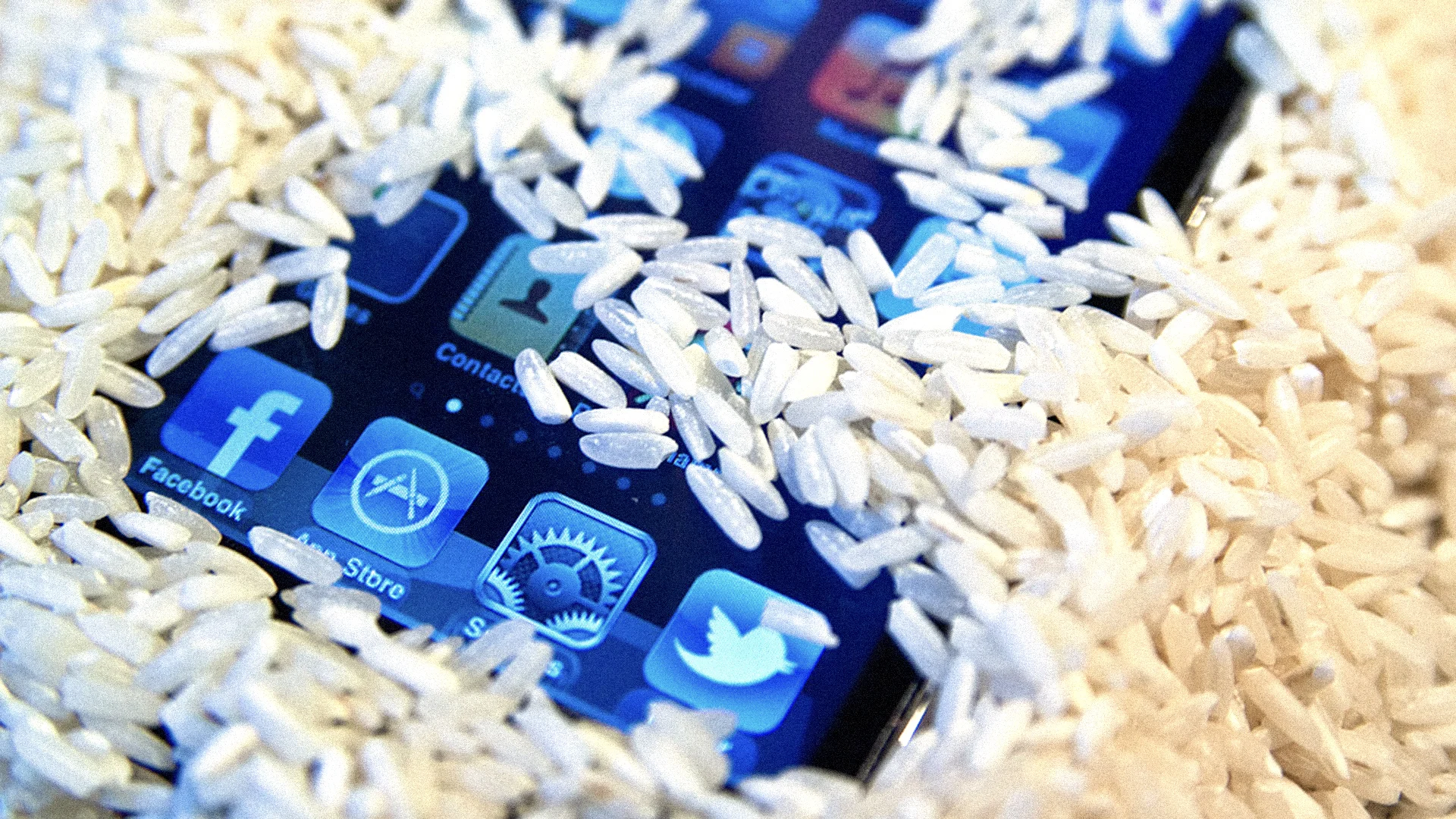 Iphone Rice Dropped Your iPhone In Water? Putting It In Rice Is Just About The ...