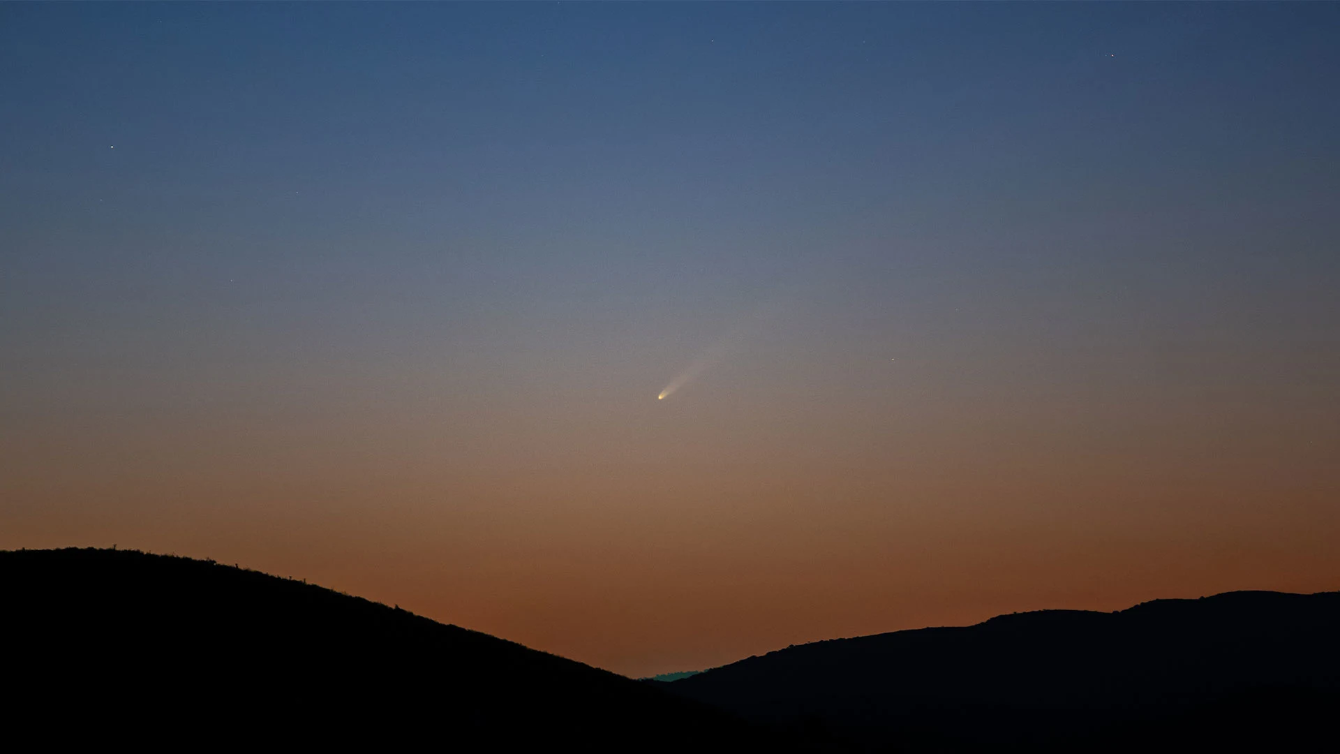 Rare Stone Age comet is coming When, where to see it tonight Fast