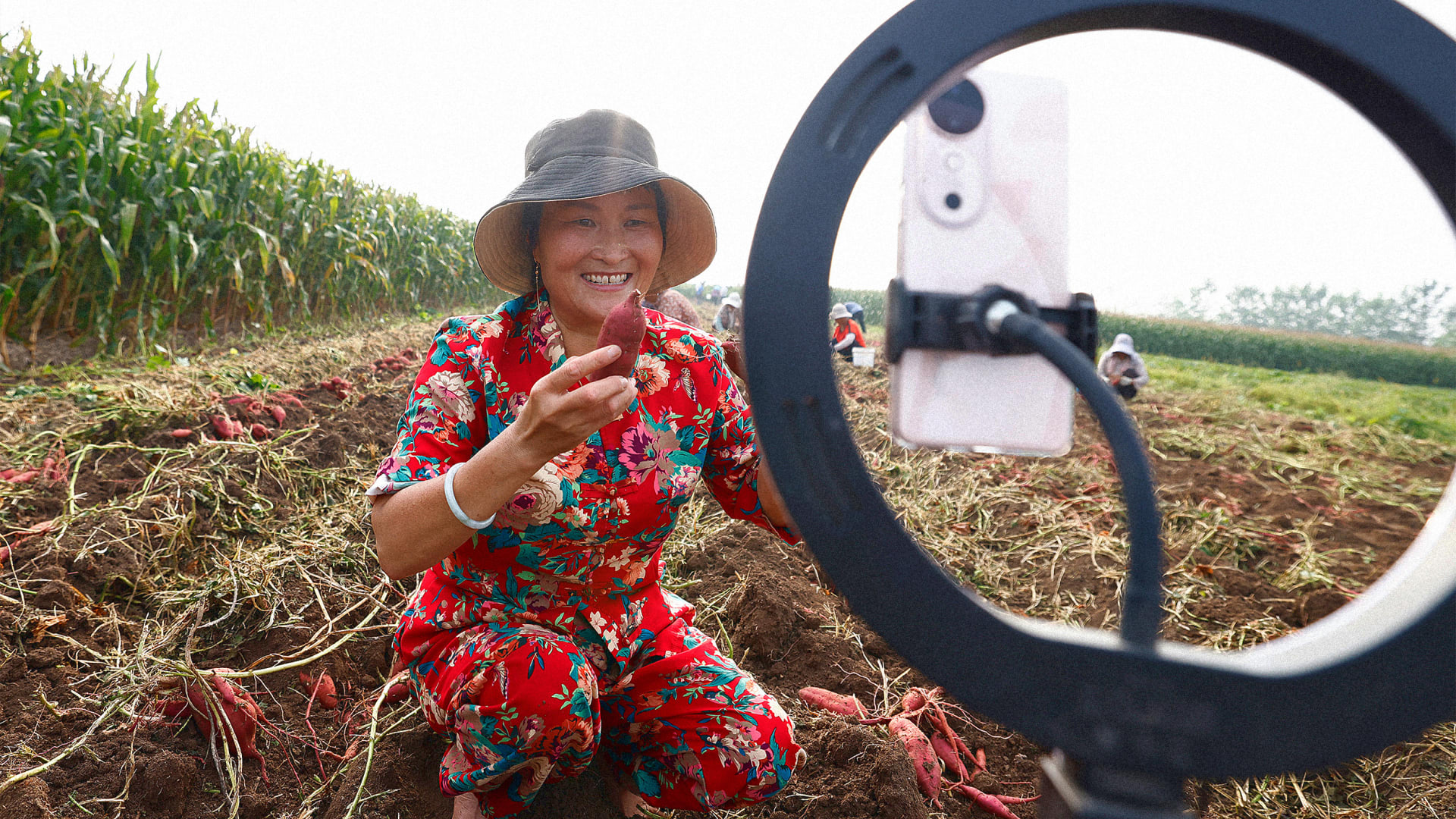 China&rsquo;s rural influencers romanticize country life on social media 