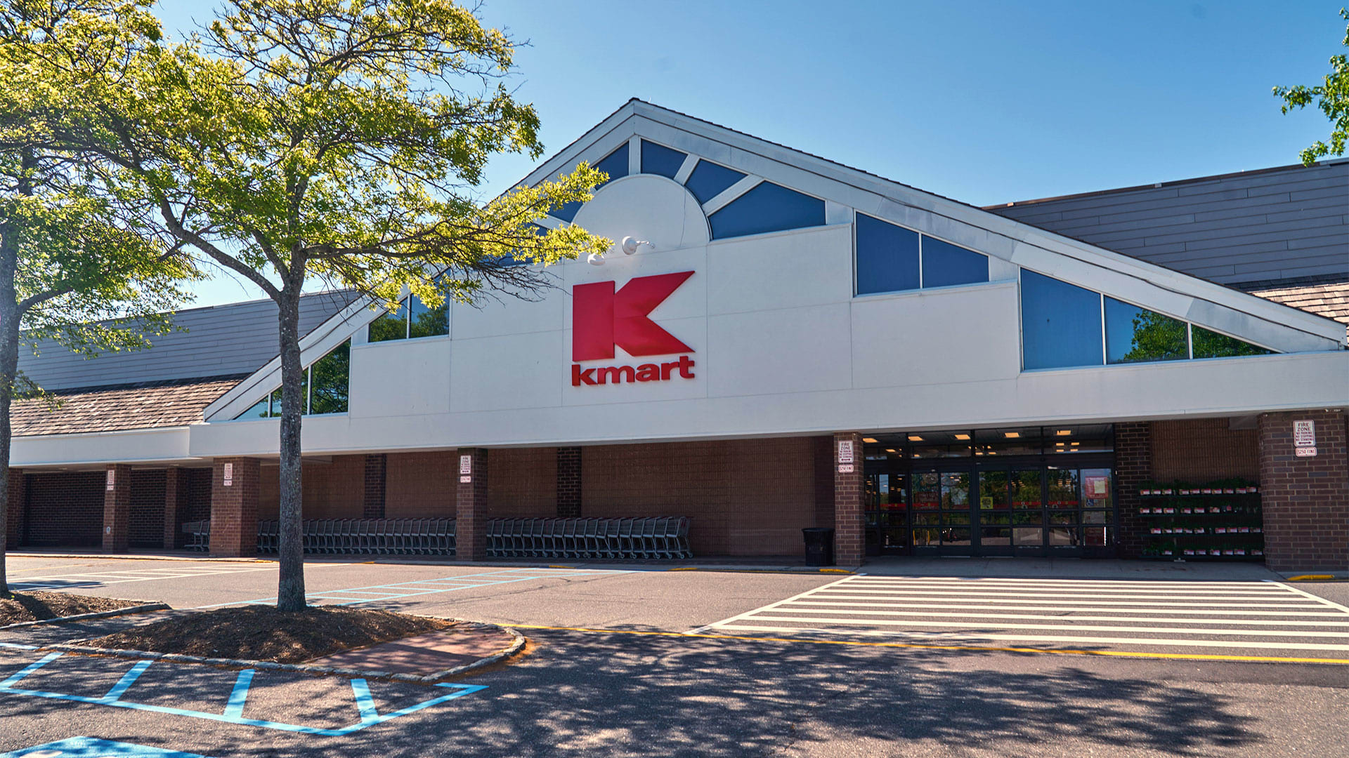 kmart-last-store-closing-why-did-the-retailer-fail-how-big-was-it