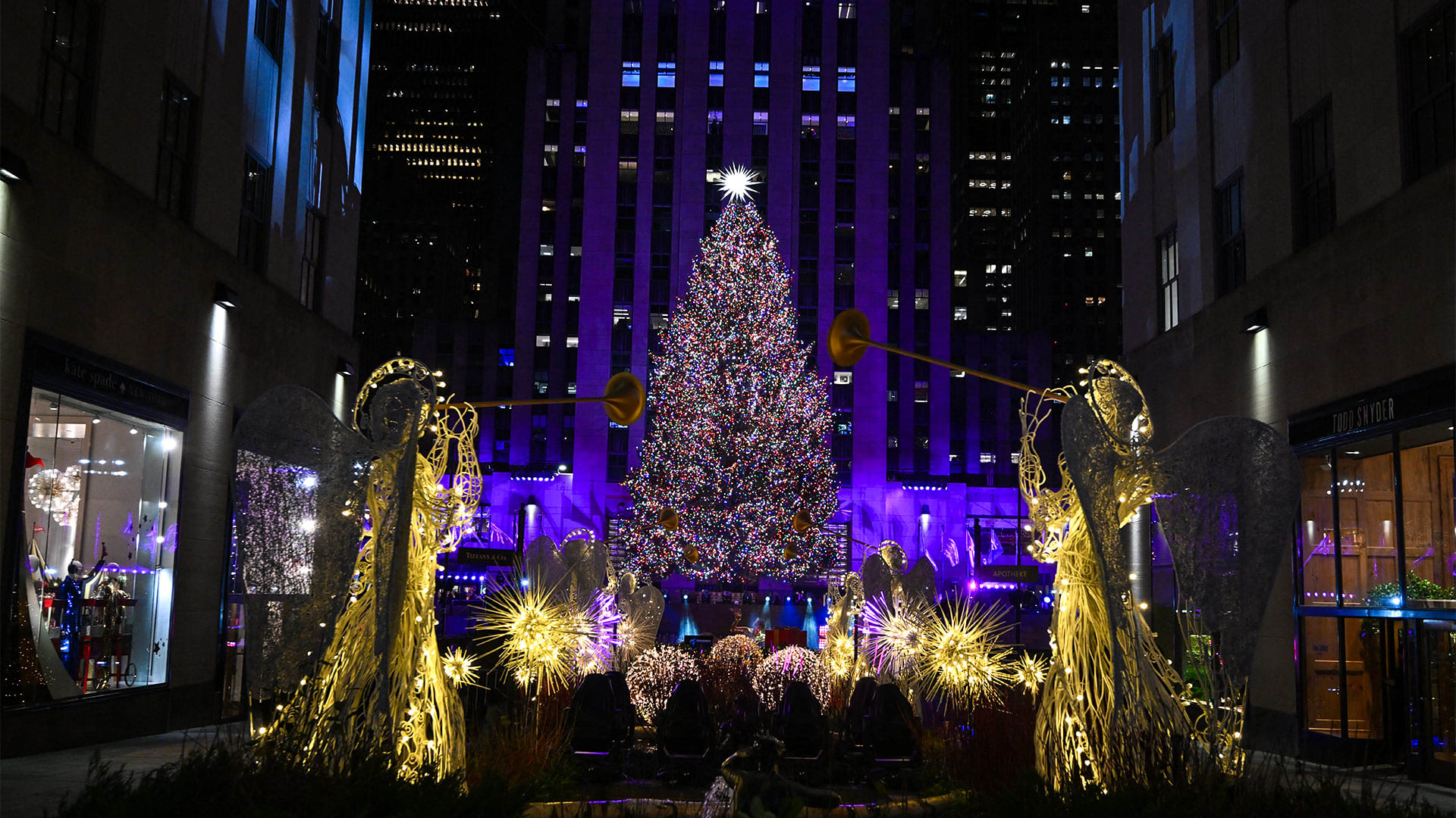 Rockefeller Center tree lighting live stream 2024 watch free Fast