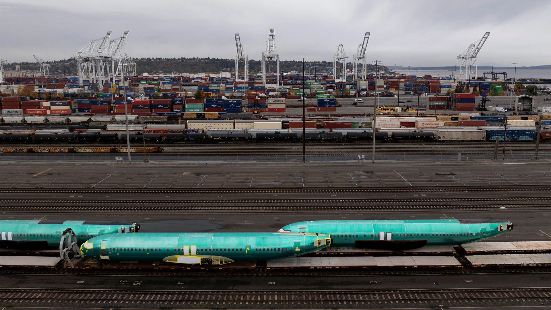 China halts Boeing orders amid trade war with U.S. - Fast Company