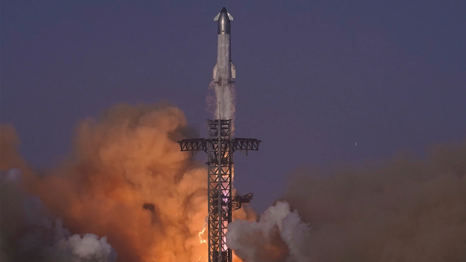 Elon Musk's SpaceX Starship rocket demo ends in explosion - Fast Company