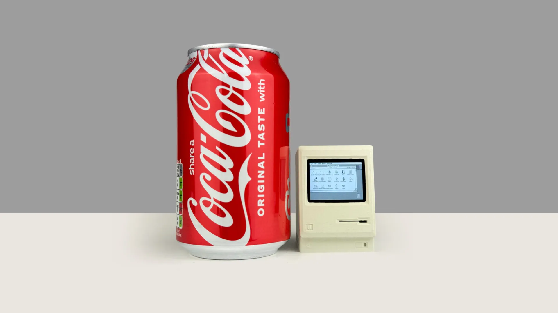 m a c ✨ This 1984 Macintosh replica is functional—and 2