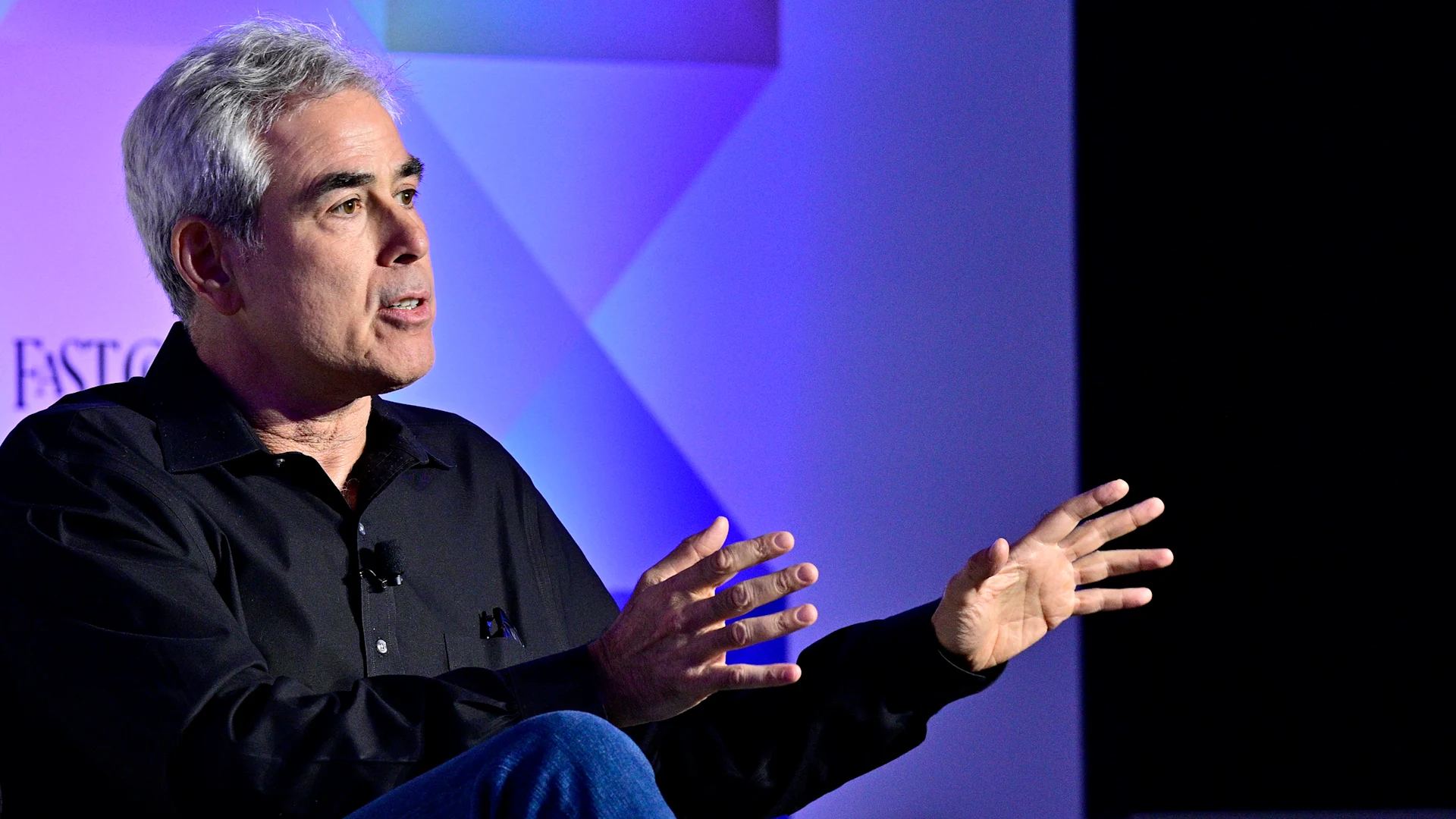 Why todays anxious generation needs cellphone bans in school