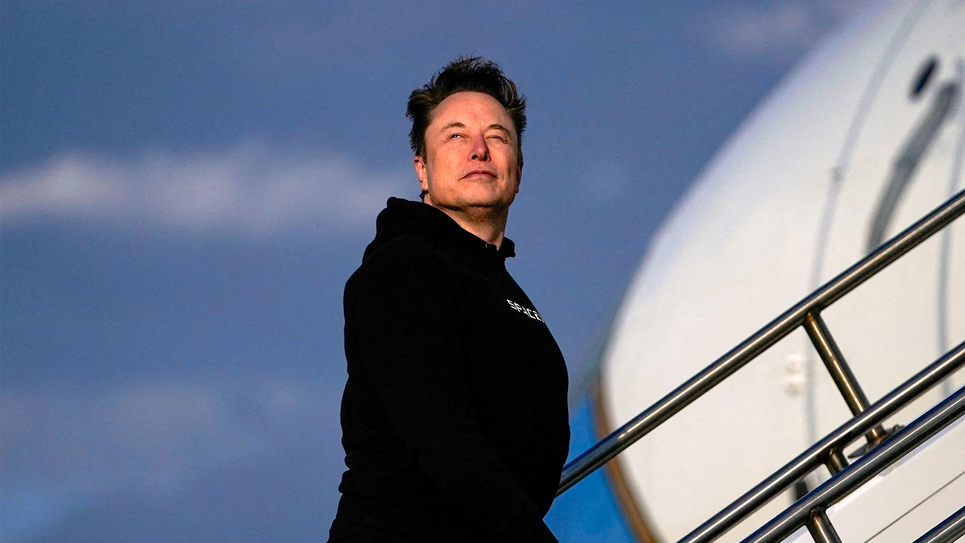 How Elon Musk became the first person worth $700 billion - Fast Company