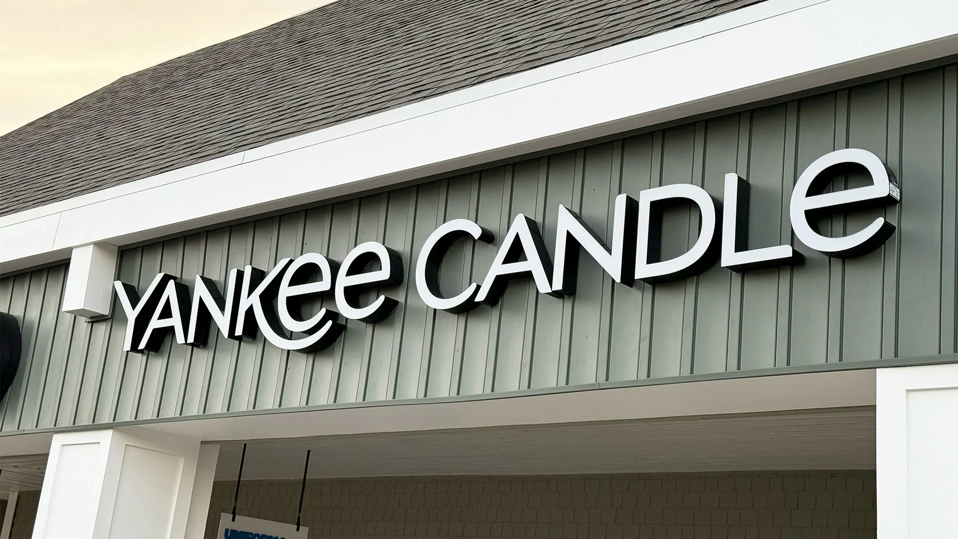 Yankee Candle Is Closing Stores List Of Struggling Retailers Grows yankee-candle-is-closing-stores-list-of-struggling-retailers-grows
