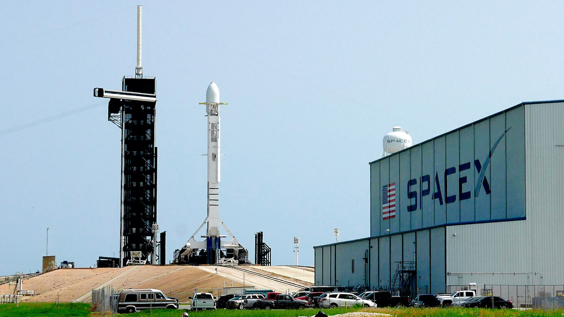 SpaceX offers free Starlink access in Iran amid internet blackout ...