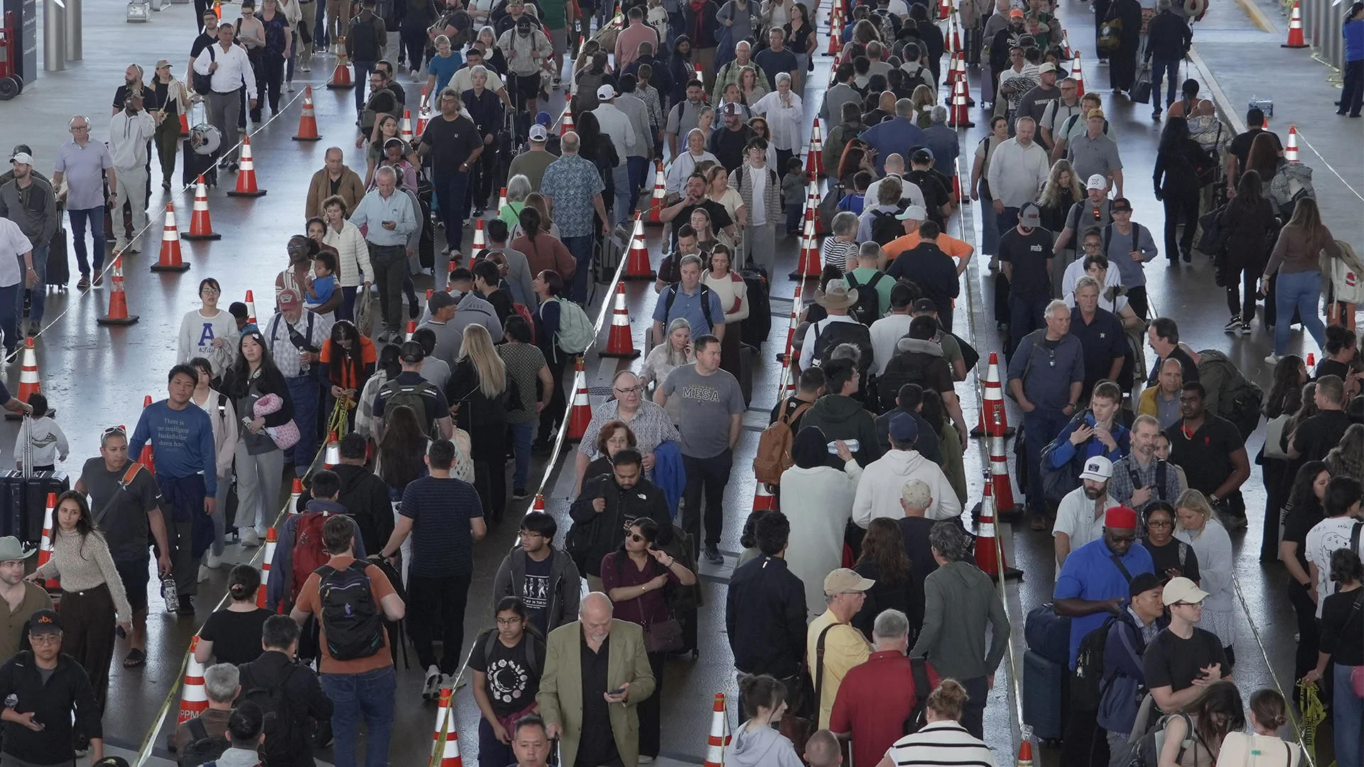 Senate approves TSA funding in bid to end airport crisis - Fast Company