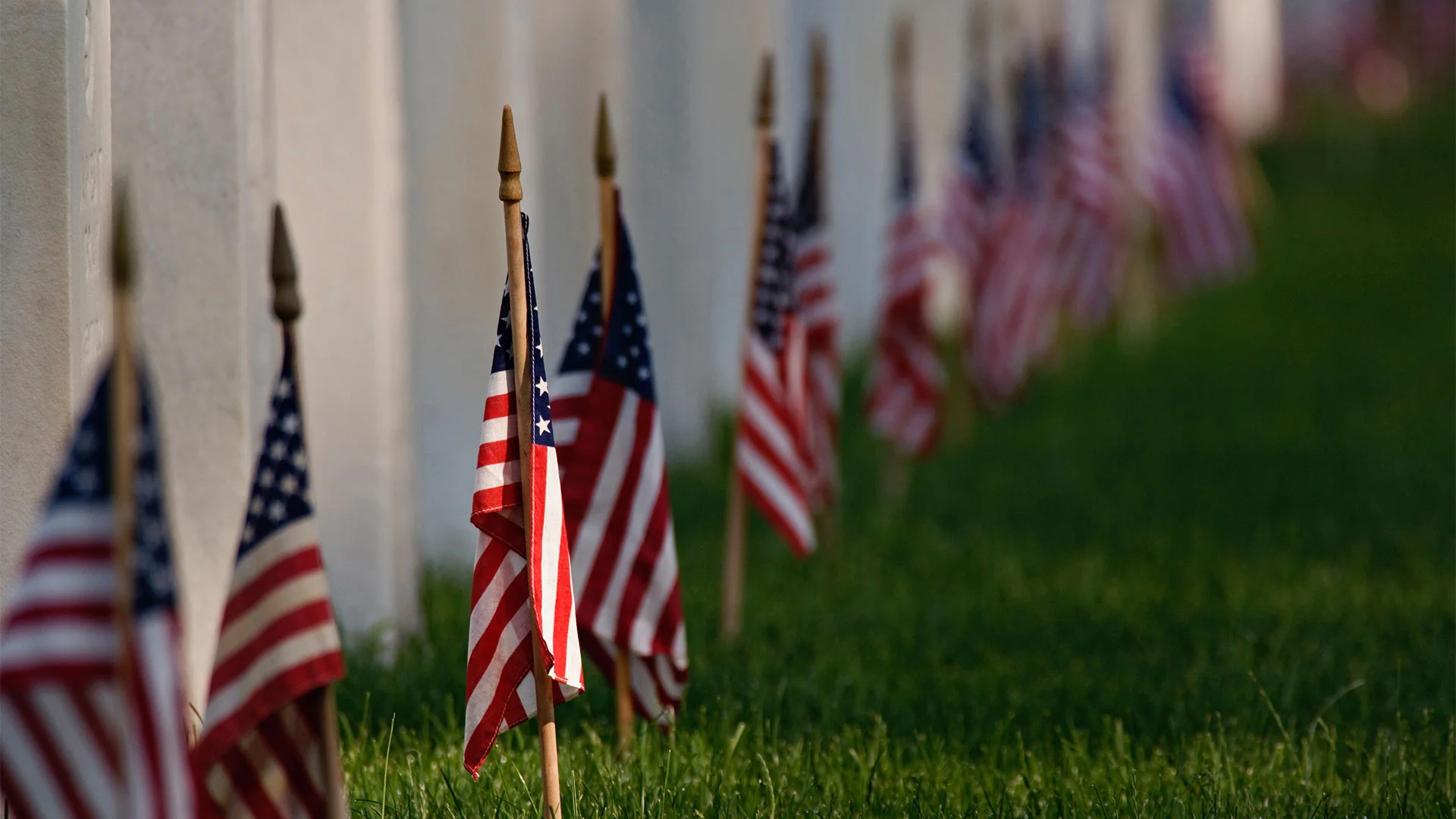 Are stores open on Memorial Day 2026? Holiday hours for Walmart, Costco