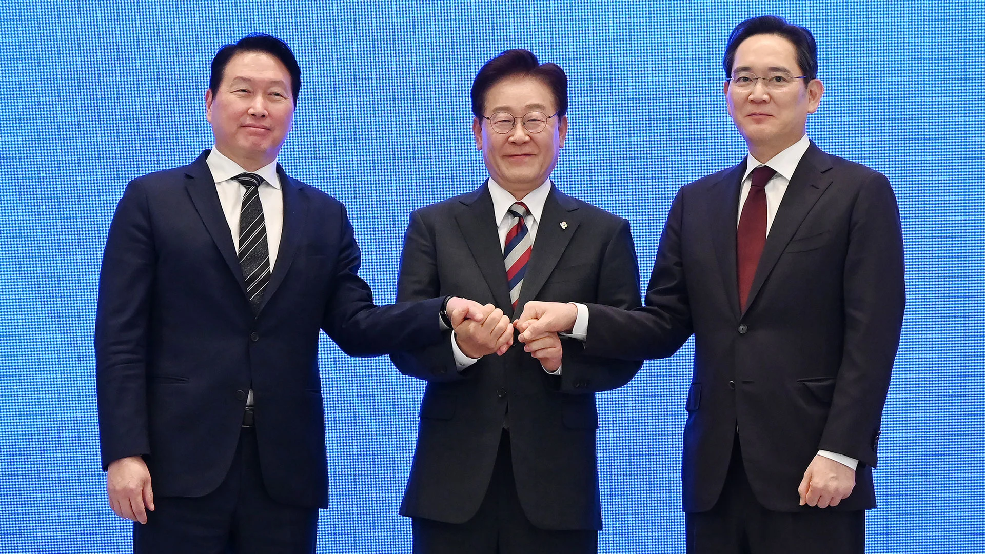 Samsung and SK Hynix announce a joint $518 billion investment in artificial intelligence