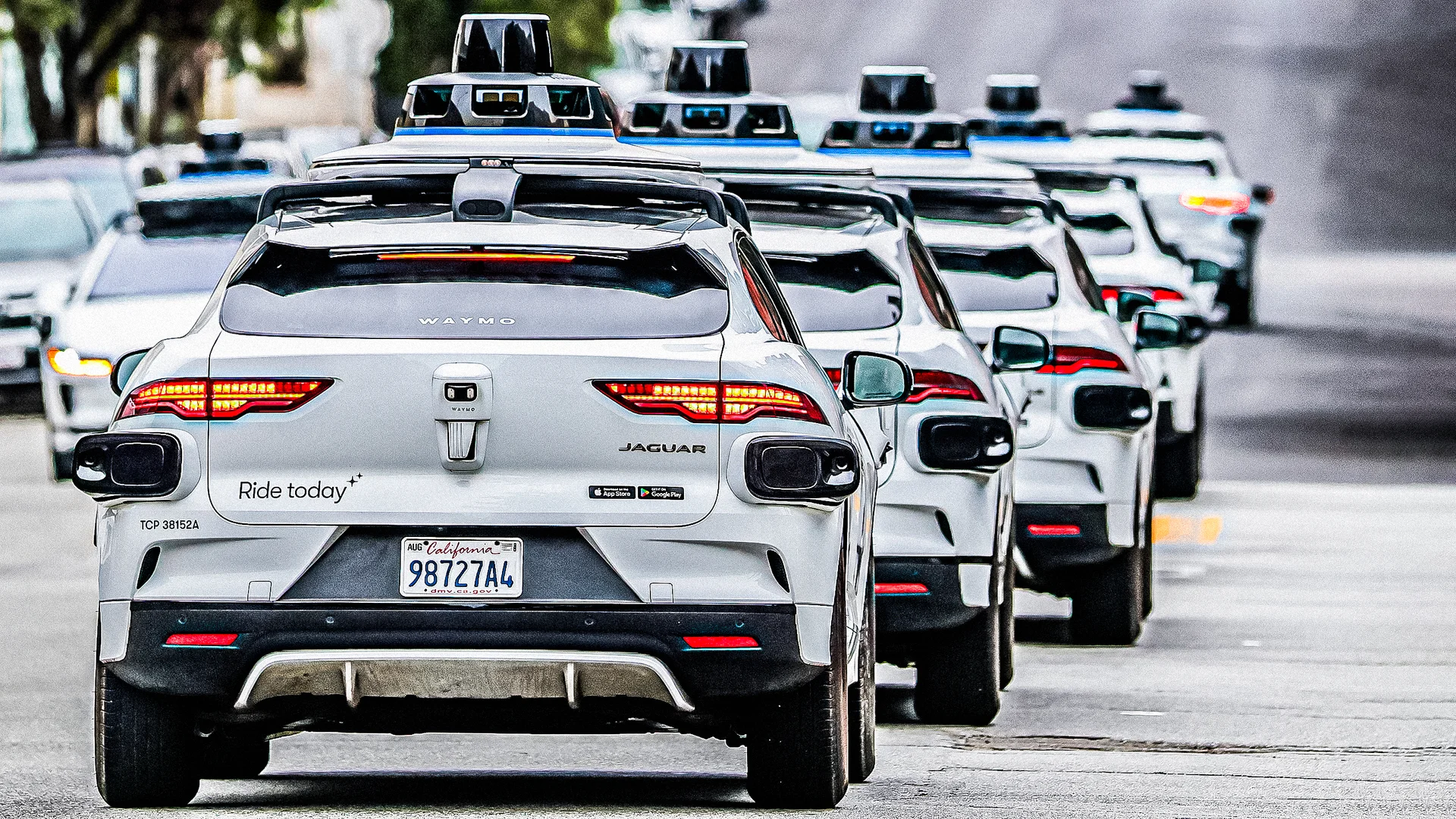 Waymo’s July 4 chaos in San Francisco raises new questions about how robotaxis can work at scale