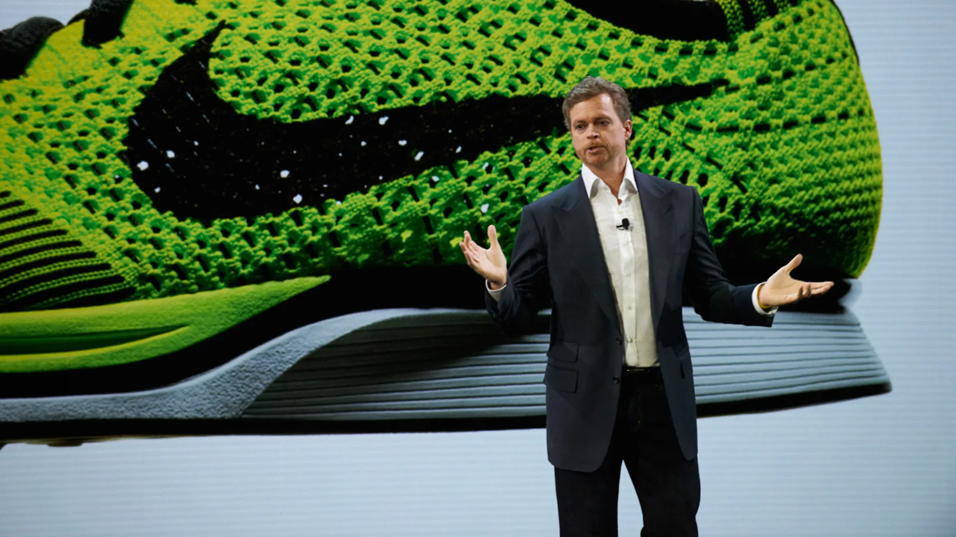 nike shoes that fit like a sock