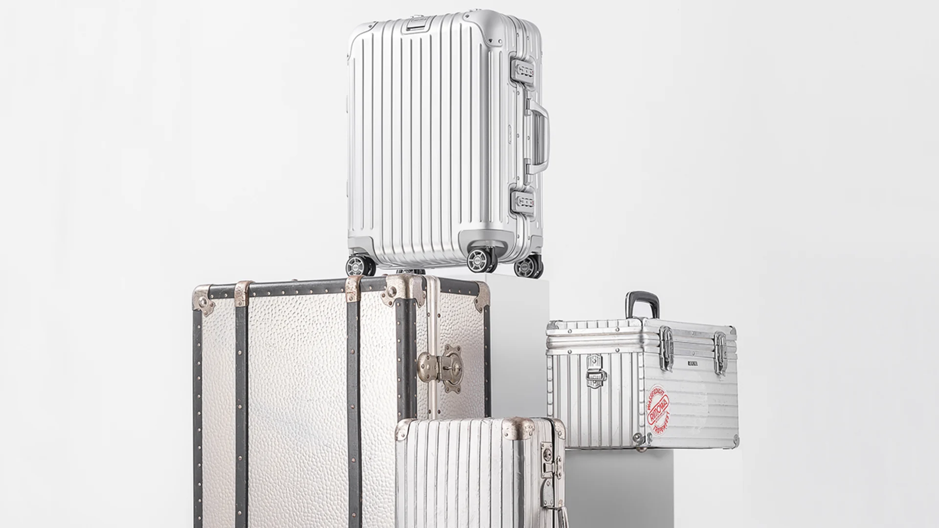 【新品】RIMOWA 75 years Aluminium Cases 41L Classic Check-In L Aluminum Suitcase | Silver | RIMOWA