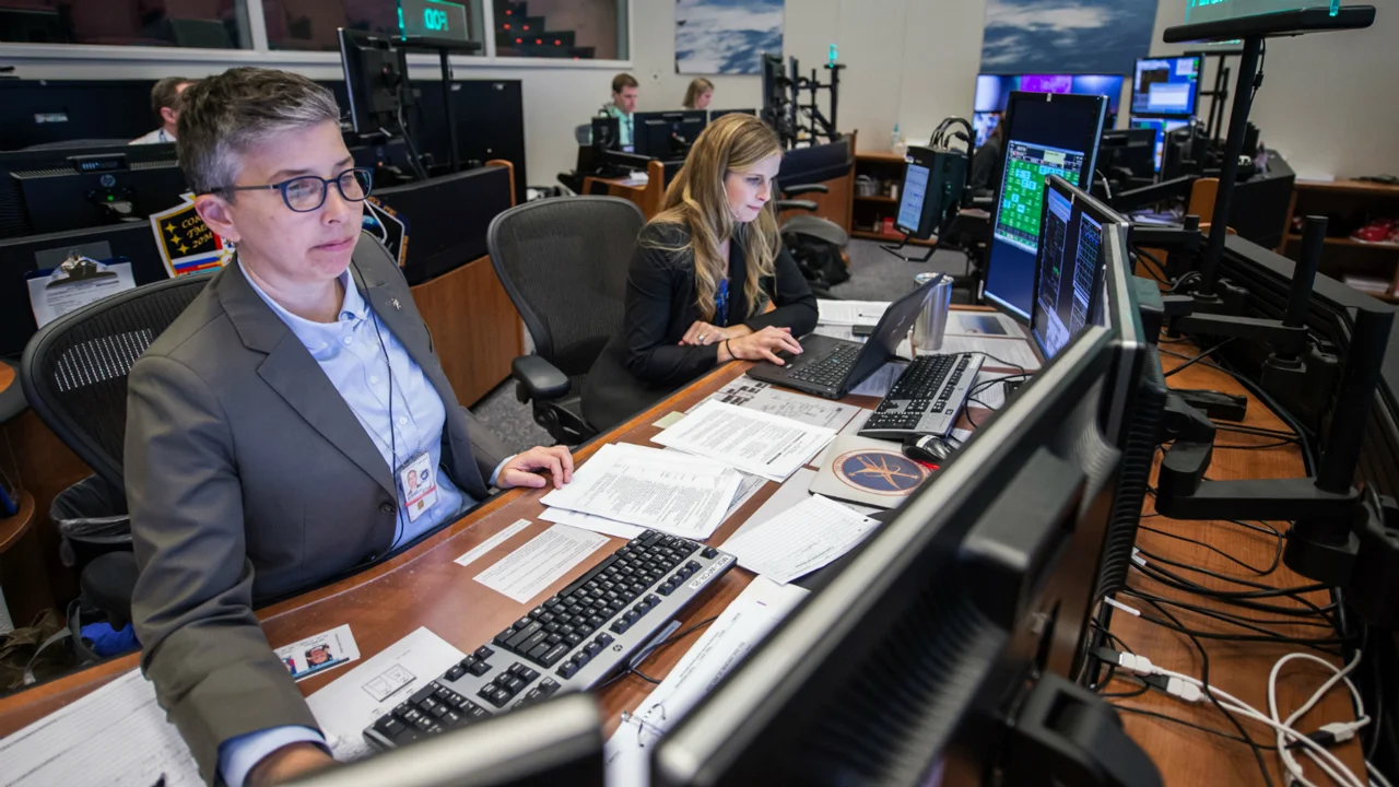 Mission Control Logic Mission Control REACTION #logic #logicrapper