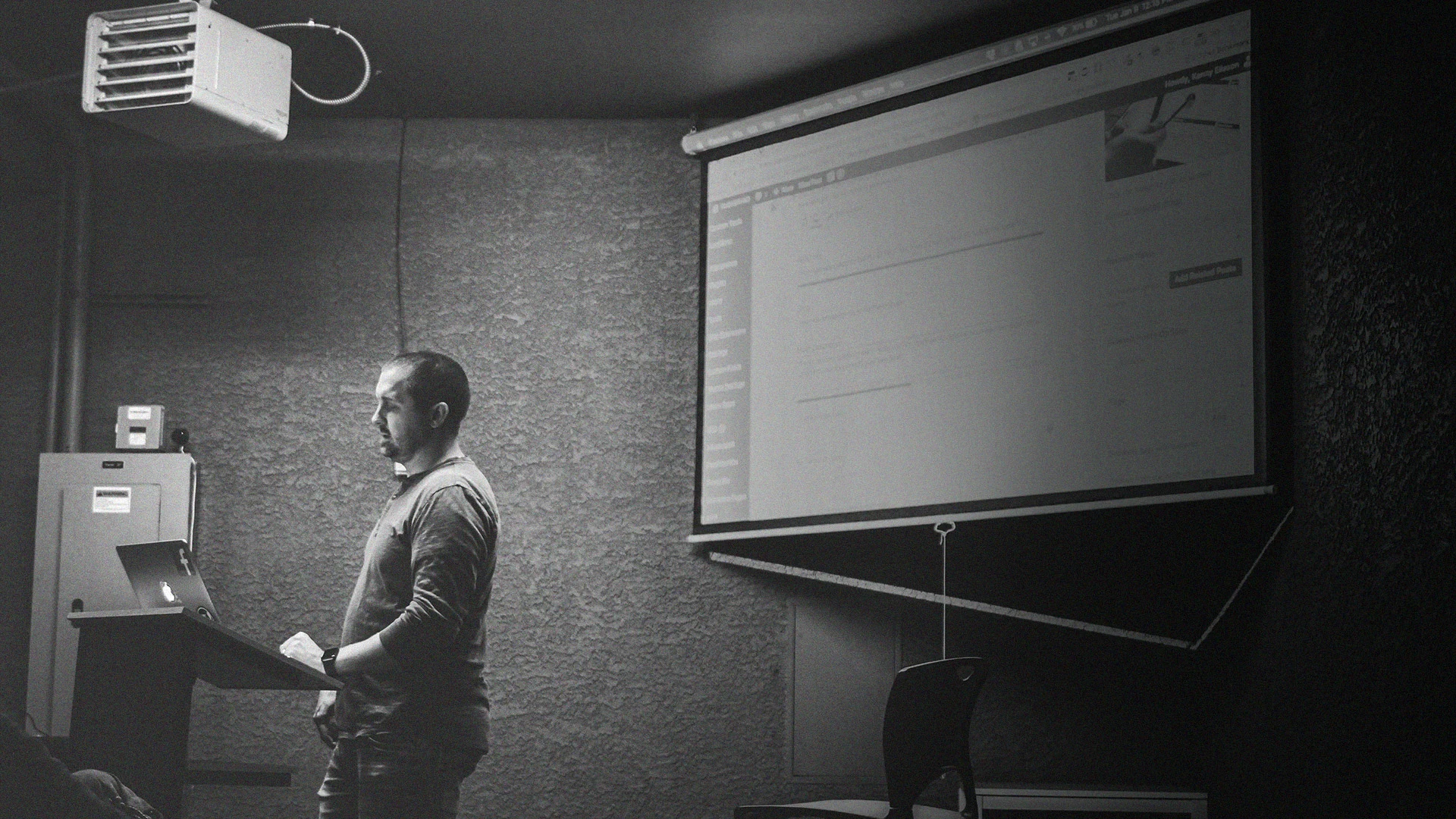 Using video in presentations to improve leadership presence