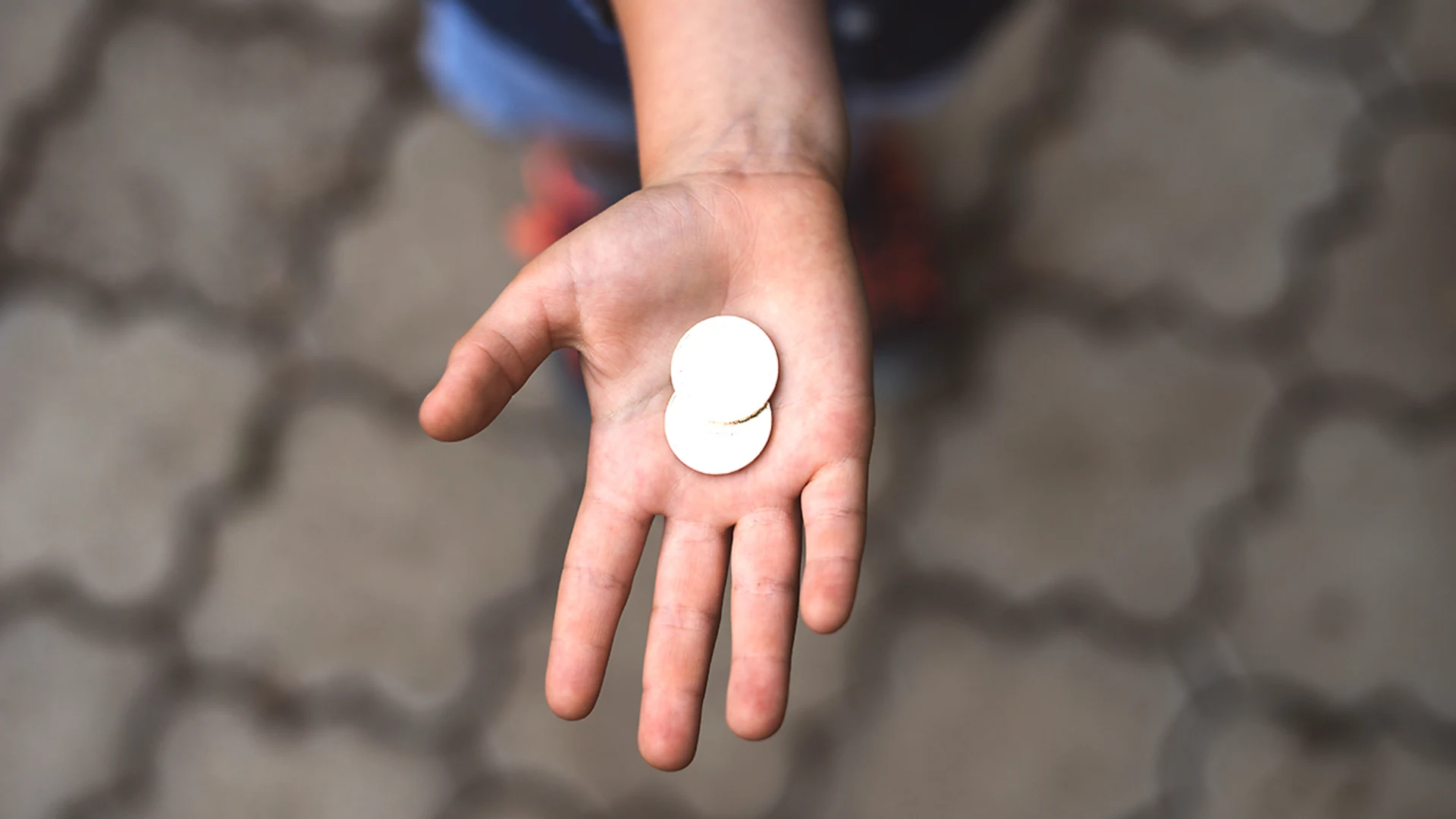 Facebook is already flooded with fake Libra cryptocurrency scams - Fast  Company