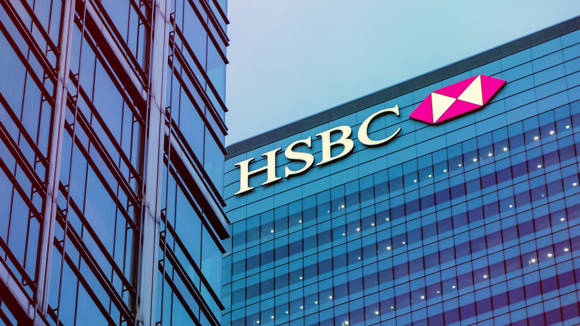 HSBC layoffs: 3 reasons why the banking giant is imploded - Fast Company