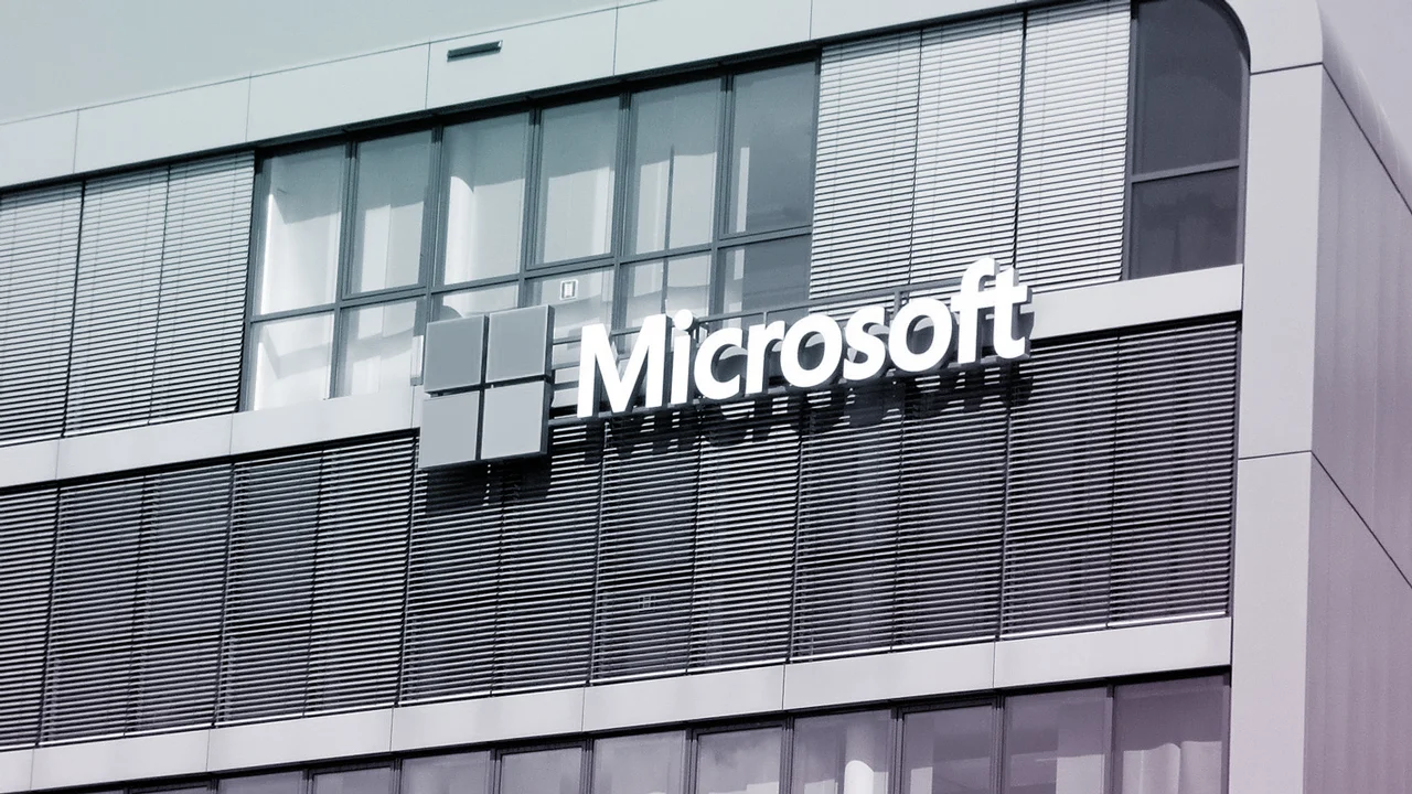 Microsoft is giving parents 12 weeks' paid parental leave Fast Company