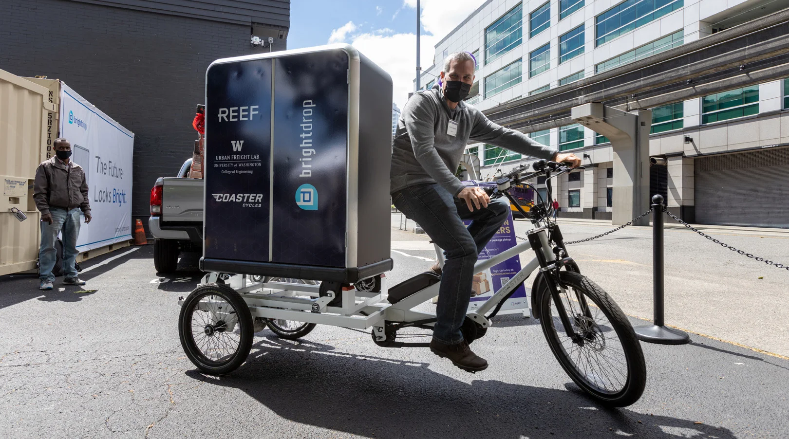 Seattle's new zero-emissions delivery hub is an experiment in slashing  e-commerce emissions
