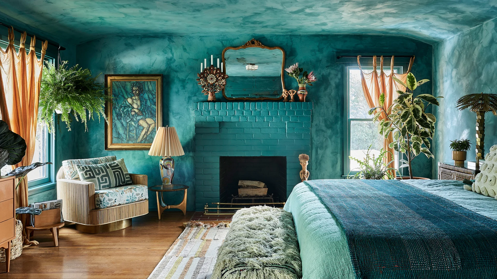 Is maximalism in or out of style? This year, let's decide it doesn