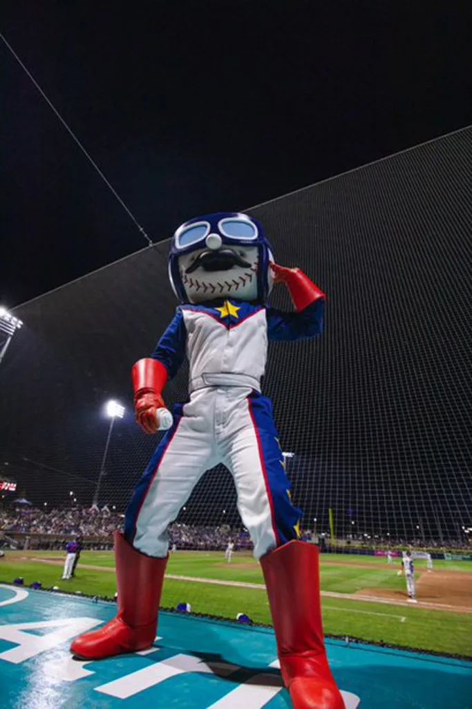 01-91301568-minor-league-baseball-creati