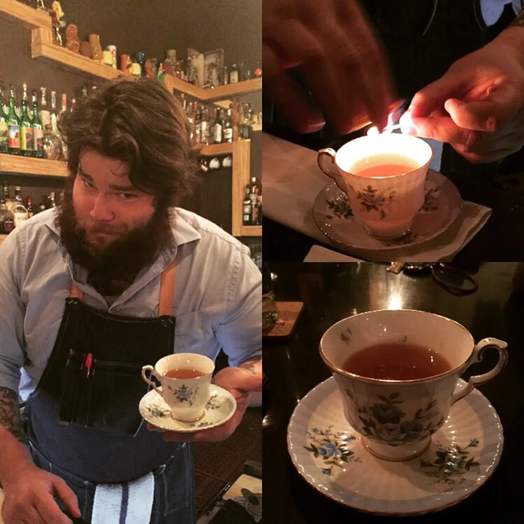 Popularity of the 'roll safe' meme correlates with Total length of  MrBeast's YouTube videos (r\u003d0.991), image size:1024x1024