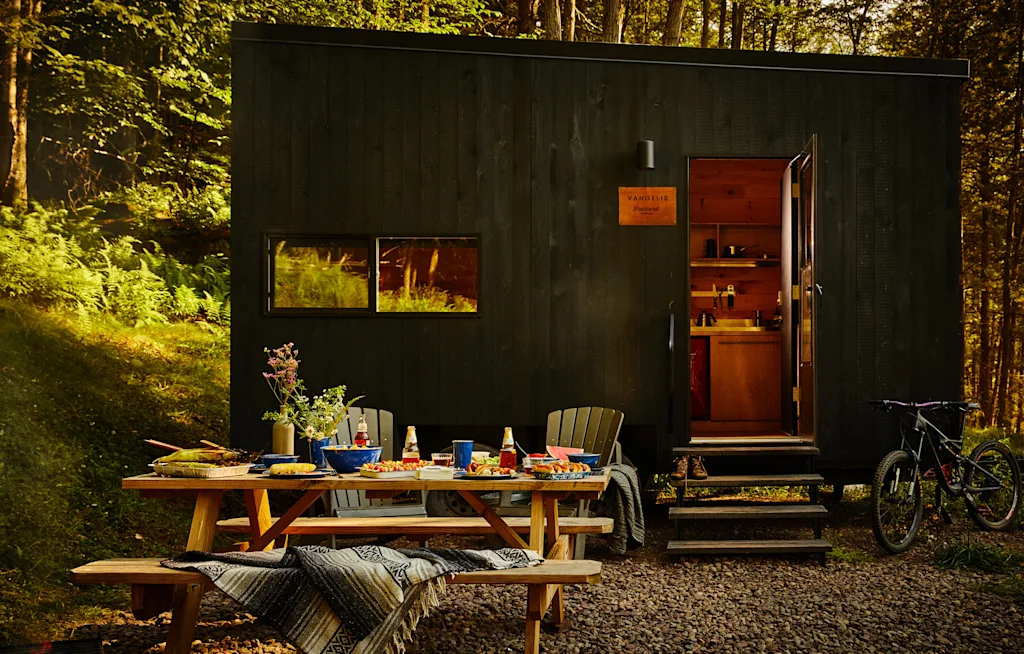 i-2-91411566-marriott-outdoor-travelers.