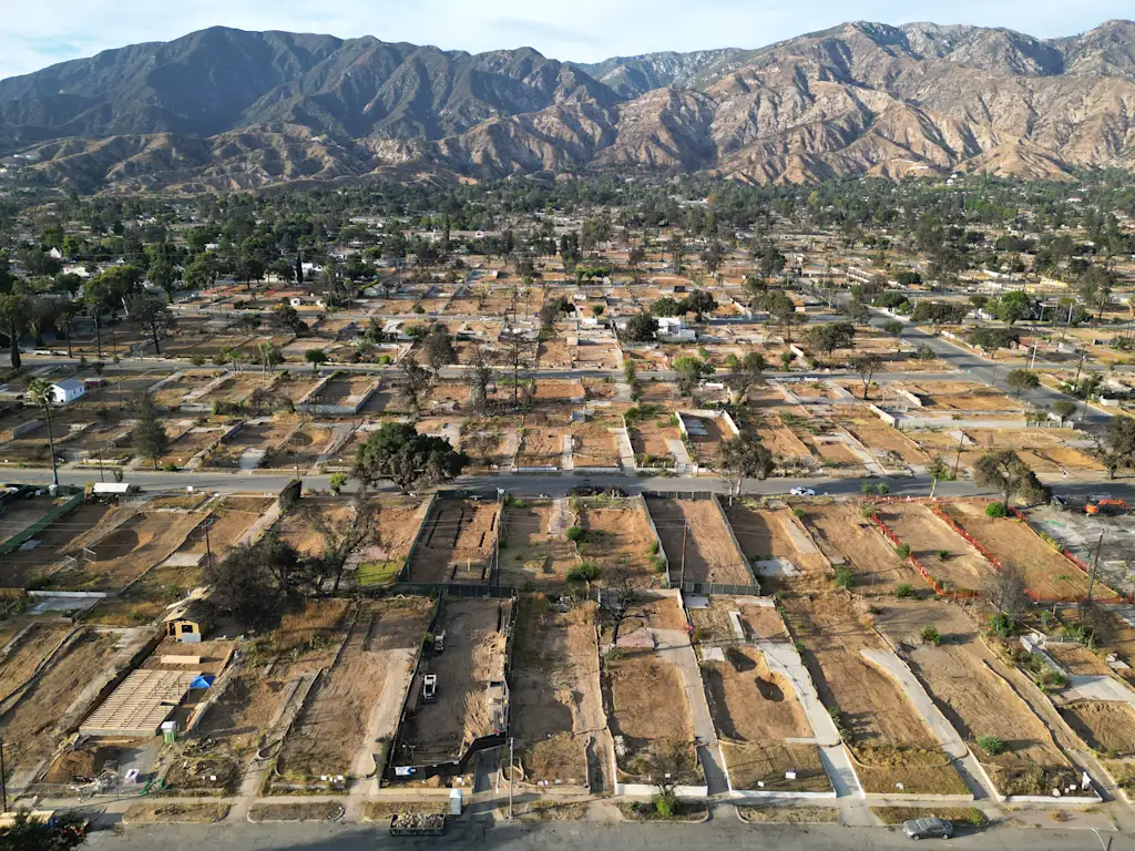 In de brandzone van LA voldoen fabrieksgebouwde huizen aan het moment