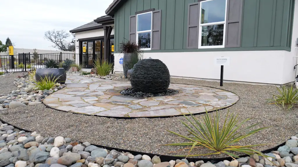 08-91478487-california-wildfire-neighbor