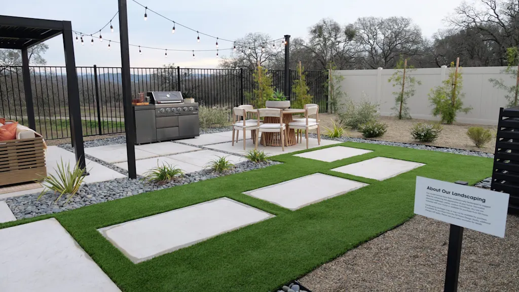 10-91478487-california-wildfire-neighbor