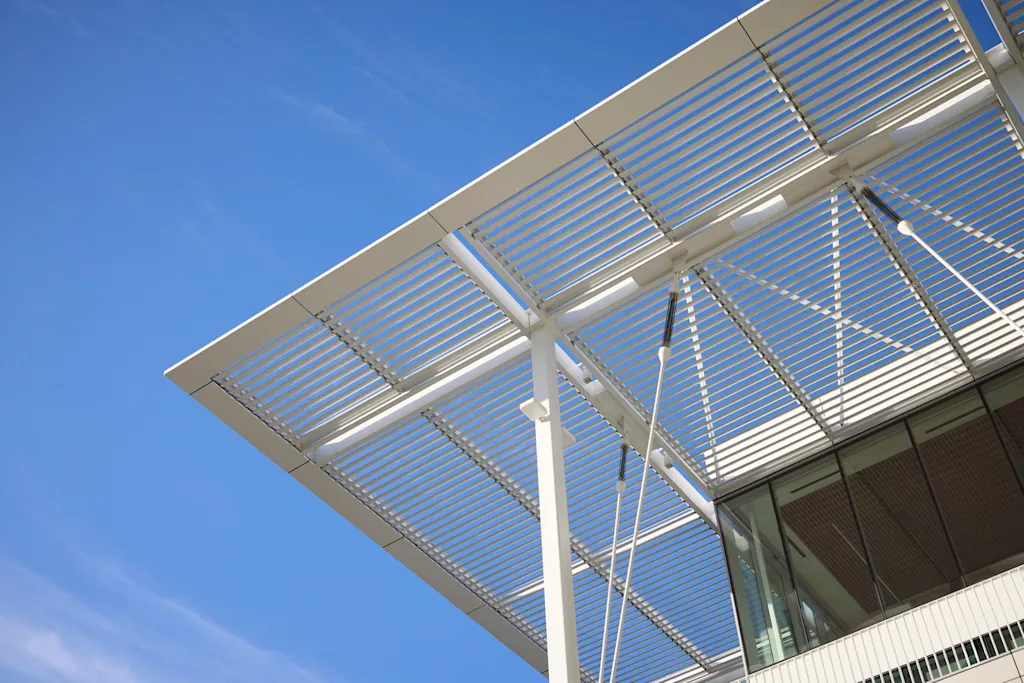 Dit gebouw in Berkeley kan na een grote aardbeving weer op zijn plaats klikken