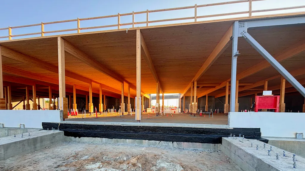 05-91516077-meta-mass-timber-data-center