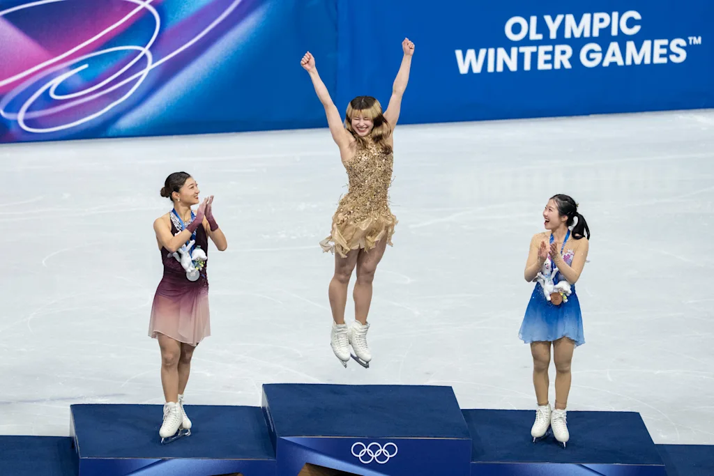 i-2-91500672-alysa-liu-gold-medal.jpg
