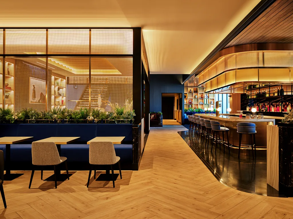 i-91527555-new-chase-sapphire-lounges-01