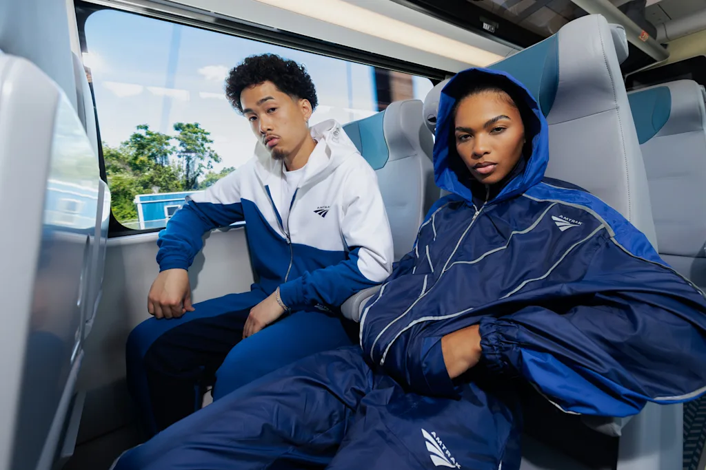 10-91539811-away-amtrak.jpg