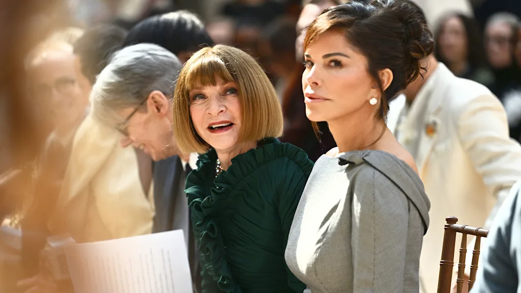 p-1-91536318-met-gala-protest.jpg
